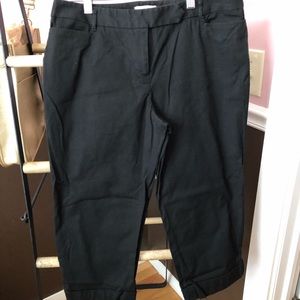 Lightly worn ANN TAYLOR LOFT Marissa black